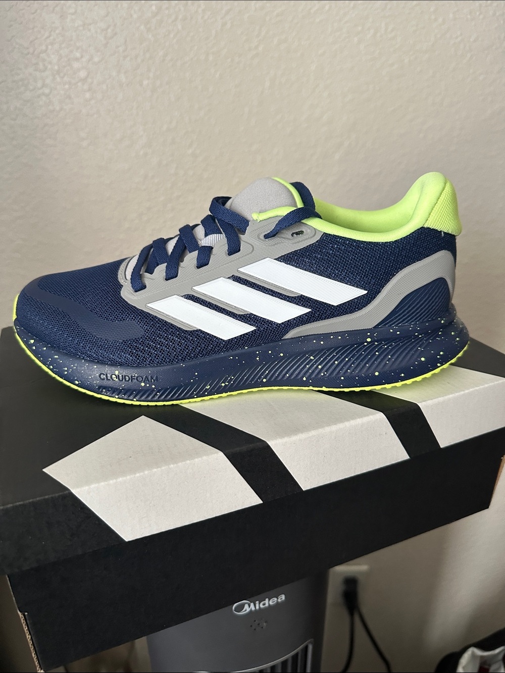 adidas Kids Navy & Neon Yellow Lace-Up Running Sneakers